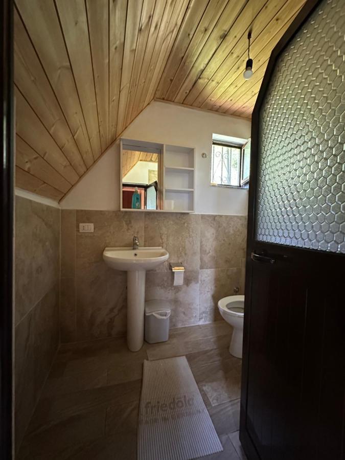 Freskia Guest house *